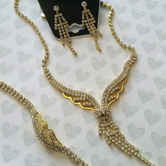 NEW! 3 piece jewelry set gold w/ clear rhinestones - Picture 1 of 1