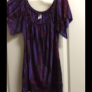 Size L shades of purple silky top