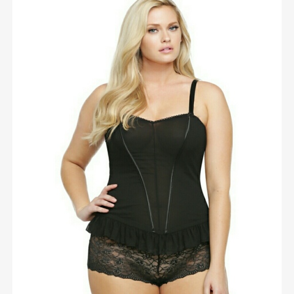 Torrid Ruffle Corset size 4