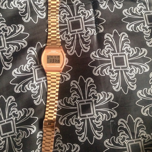 Rose Gold Vintage Casio