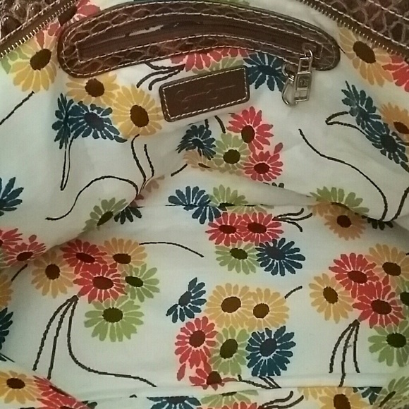 Jessica Simpson Purse - Picture 2 of 3