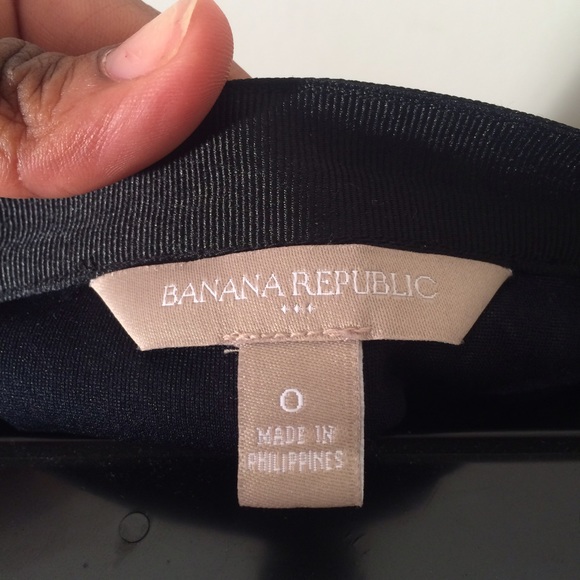 Black and White Banana Republic Skirt - Picture 2 of 2