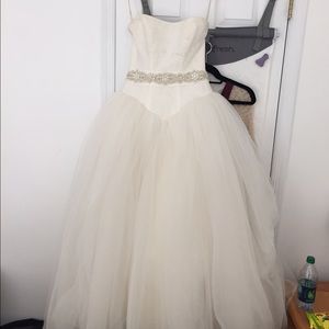 White by Vera Wang Wedding Dress