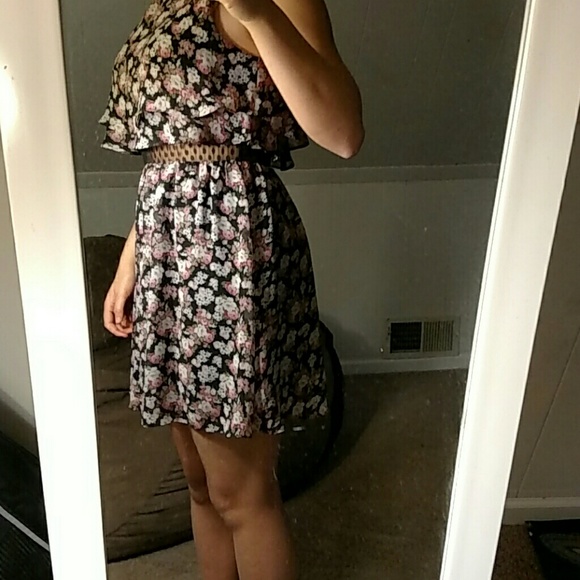 Flower pattern dress - Picture 2 of 3