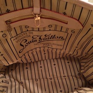 High Quality Handbag (Brand New)