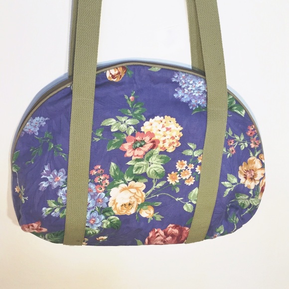 Vintage Handbags - Vintage Floral Weekender Bag