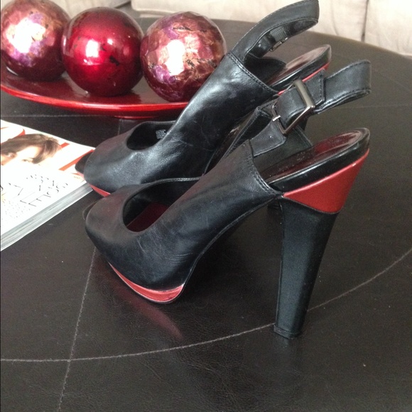 Jessica Simpson high heel peep toe