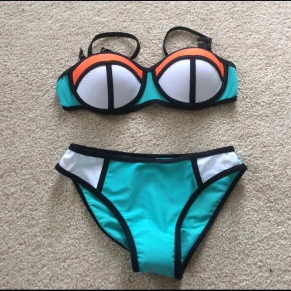 Triangl bathing suit