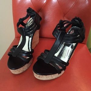 Black Strap Wedges 👡