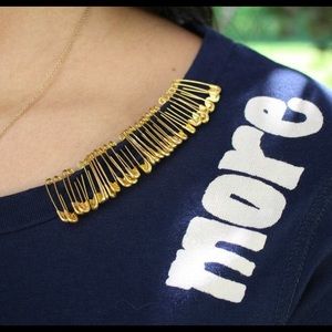 CRAZY COOL DETAILED SHIRT