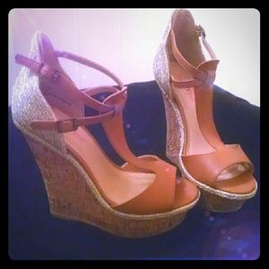 Gold/Tan 'Andie' Just Fab Wedges Size 7