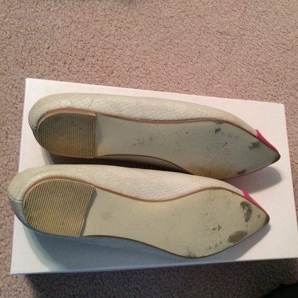 Sold🎉🎉 - Picture 3 of 4