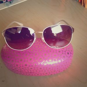 Gold aviator sunglasses