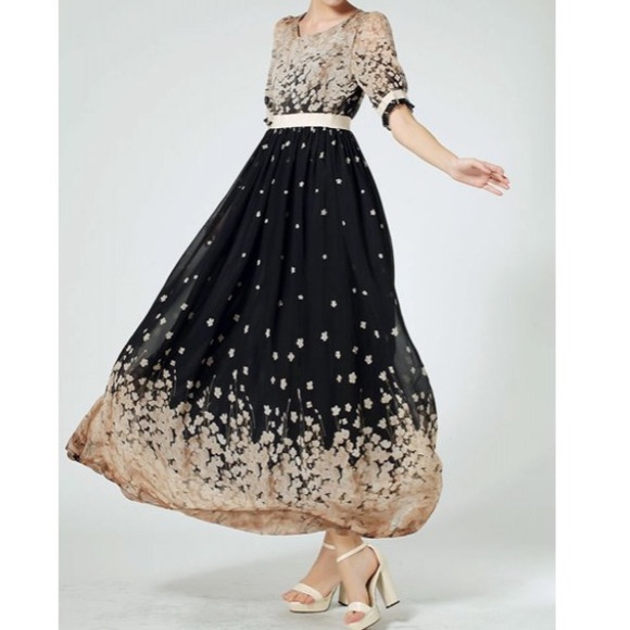 Dresses & Skirts - [HP] BLACK DRESS WIDE HEM