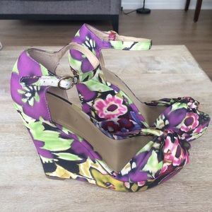 Nine West Floral Wedges