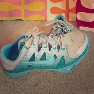 Nike flex running shoe size 8.5