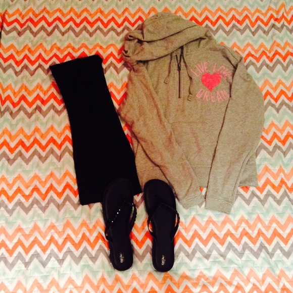 Aeropostale sweatshirt