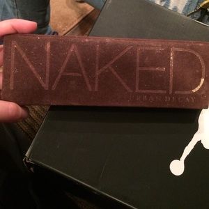 Naked pallet