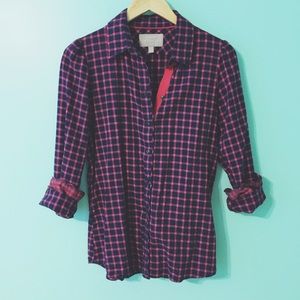 🚫SOLD🚫 Banana Republic Pink & Navy Plaid Shirt