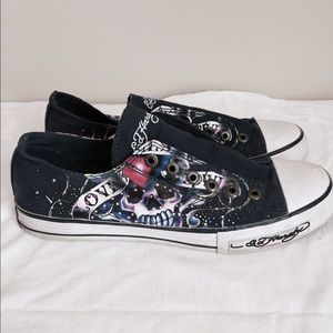 Ed Hardy chucks