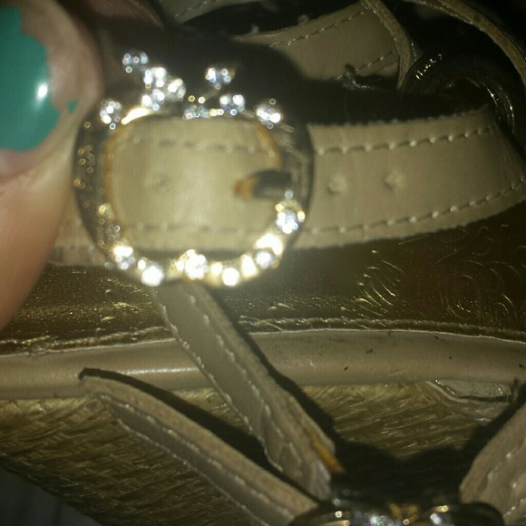 BLINGED Apple Bottom Wedges - Picture 4 of 4