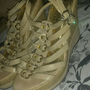 BLINGED Apple Bottom Wedges