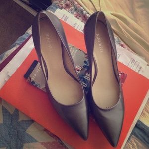 Nine West Silver heels