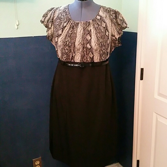 Voir Voir snakeskin & black dress