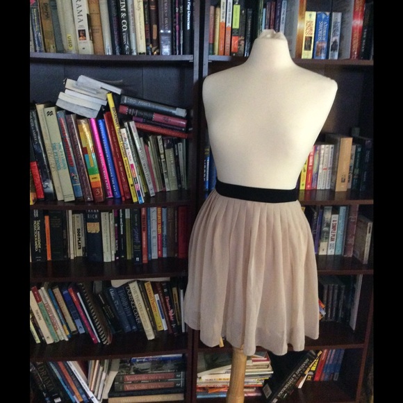 Soft pink highwaisted skirt