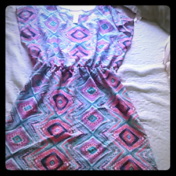 Dress w/ pretty  designs