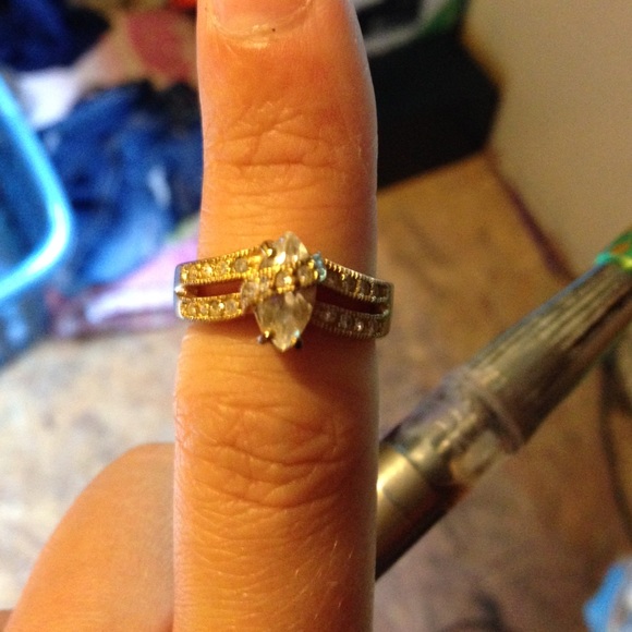 Engament ring