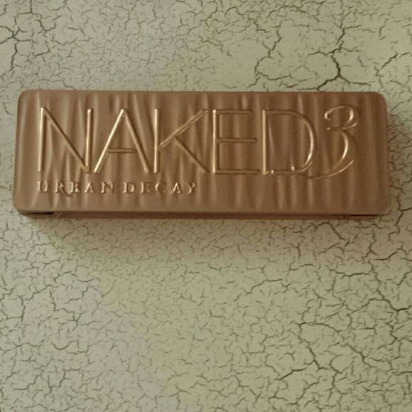 Urban decay naked 3