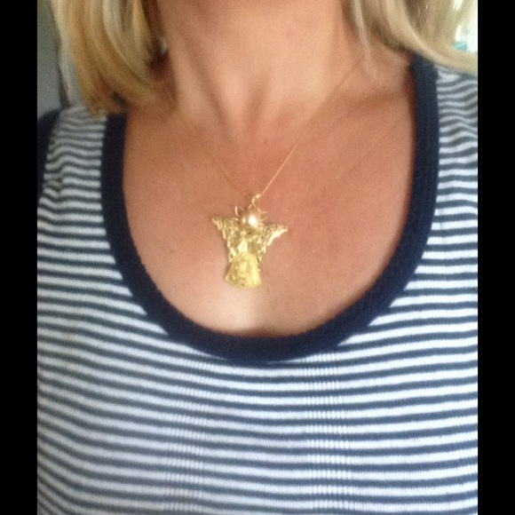 Cute Angle neckless. - Picture 3 of 3