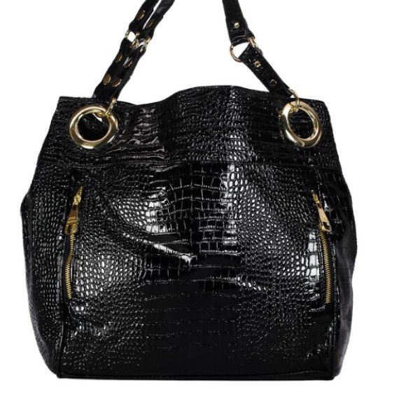 Steve Madden black tote in great condition!!