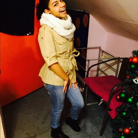 Kaki cardigan/sweater