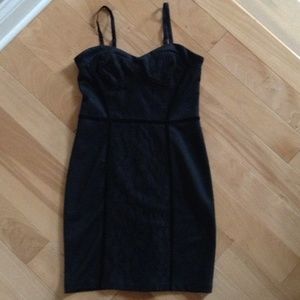 Black Jessica Simpson body con dress