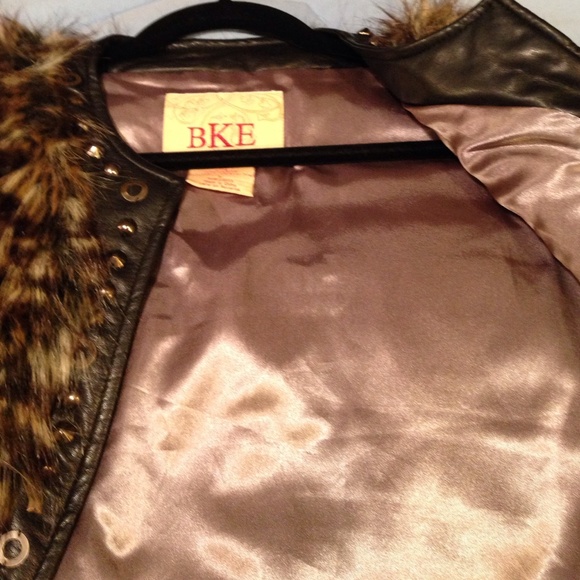 BKE leopard Faux fur Vest - Picture 3 of 4