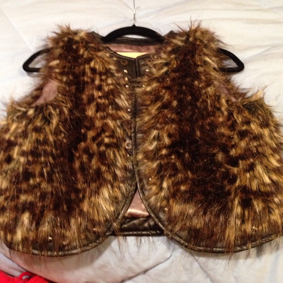 BKE leopard Faux fur Vest - Picture 4 of 4