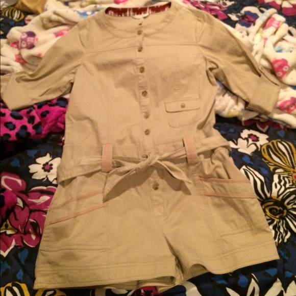 Adorable khaki romper