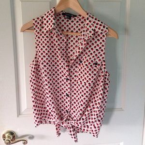 Button-down collared top