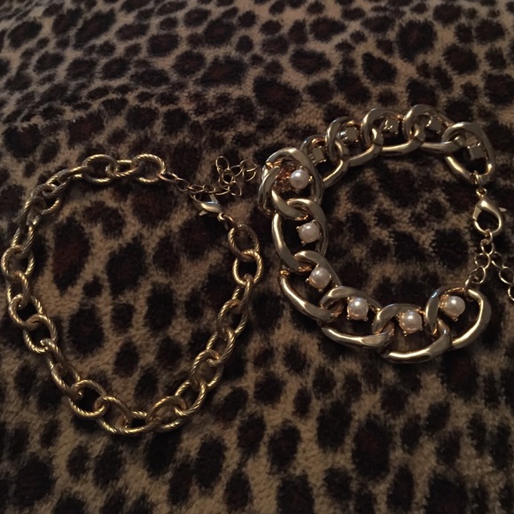 Bracelets - Picture 1 of 2