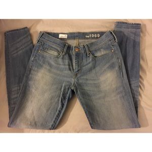 Gap 1969 legging jean