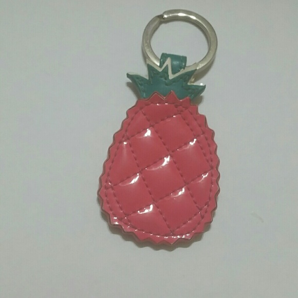 Authentic pineapple fob