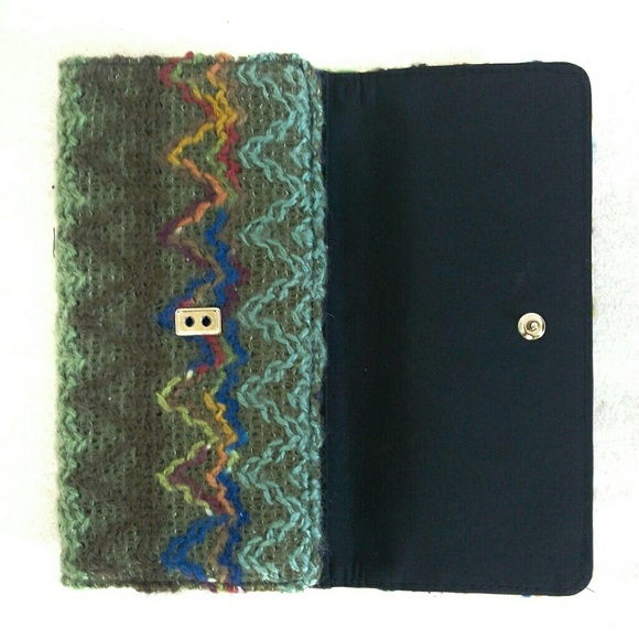 Vintage crocheted Wallet. festival.boho.90s