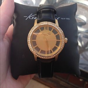 ⌚️✅Kenneth Cole watch