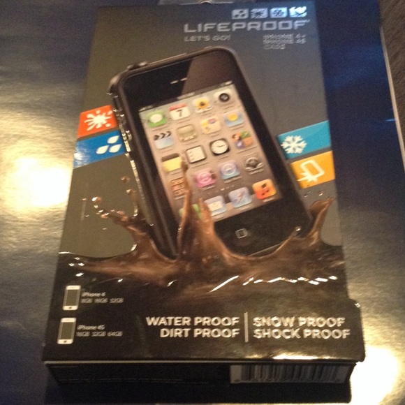 Black-Lifeproof Case - Picture 2 of 3