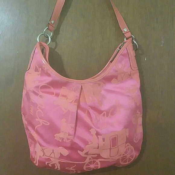 Horse and carriage coach bag