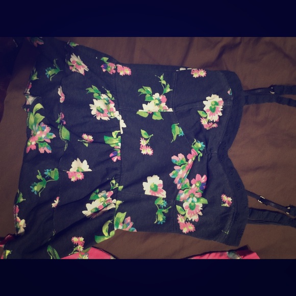 Aeropostale flower Tanks