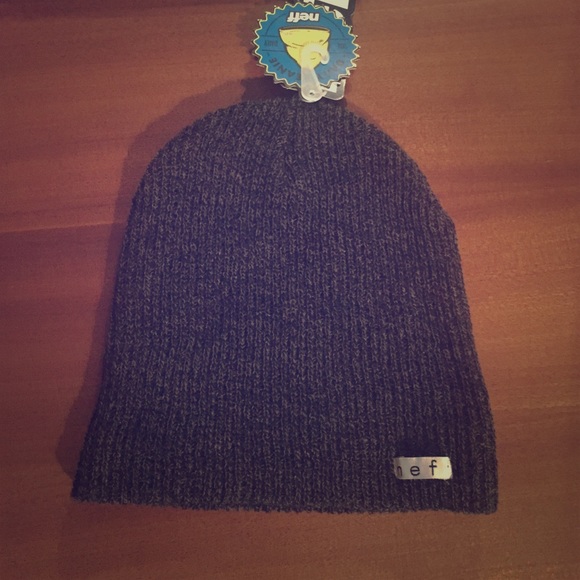 Neff Beanie, OS