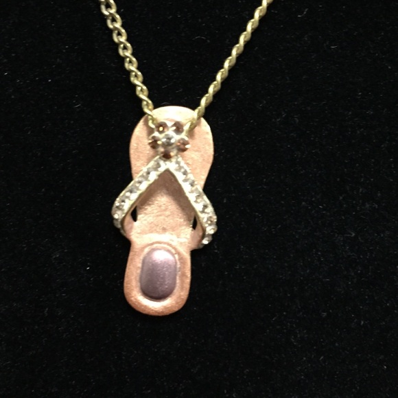 Hawaiian Flip Flop Necklace - Picture 2 of 4